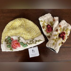 Posie hat and hand warmers